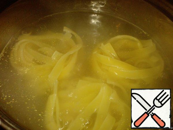 Boil the nests according to the instructions on the package (I had 5 min.)
