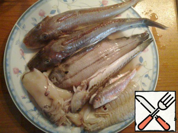 To clear seafood and fish (for broth and for soup)