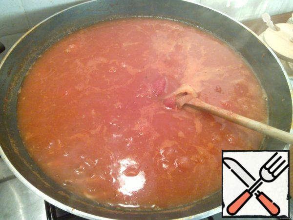 For example, I mix tomatoes and tomato paste. There are fewer seeds in such a mixture, and it tastes better than a regular tomato.
