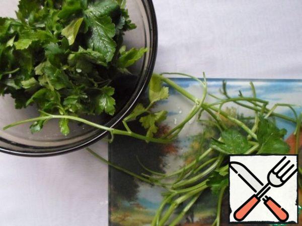 Separate the parsley leaves from the stems.