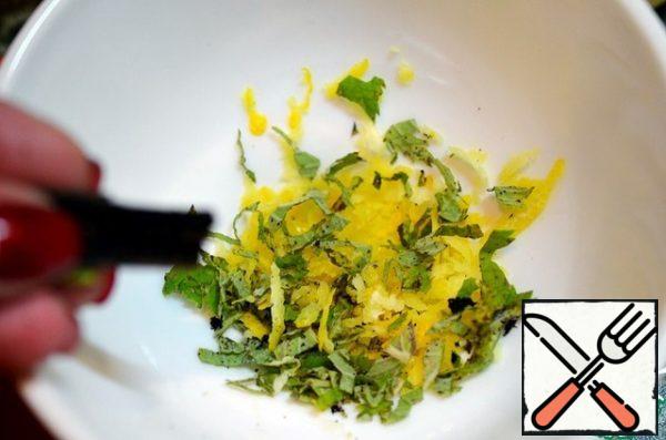For dressing mix the zest, chopped mint leaves, add vanilla seeds (pod cut along and scrape the seeds).