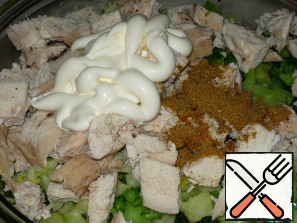 Add curry, mayonnaise, salt and pepper if necessary. Mix well.