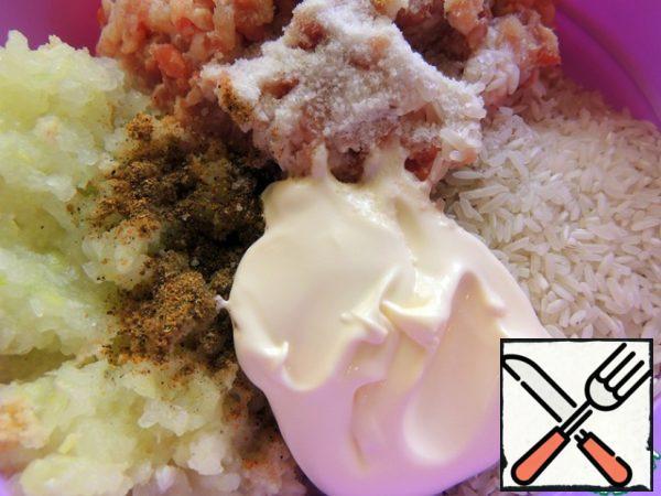 Add mayonnaise, salt and pepper. Mix well.
