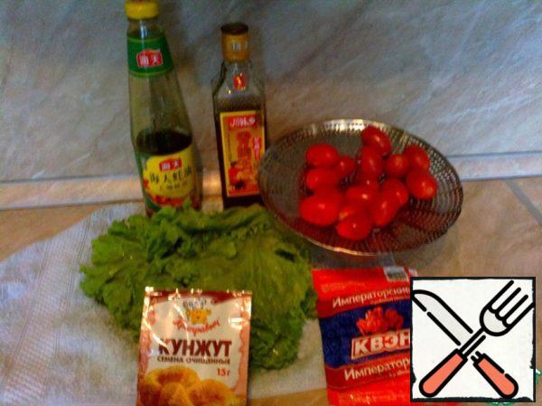 Products that we will need. The amount in the recipe is approximate, someone likes salad more, someone likes crab sticks, focus on your taste.
