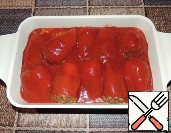 Stuffed Pepper on a Vegetable "Pillow" Recipe