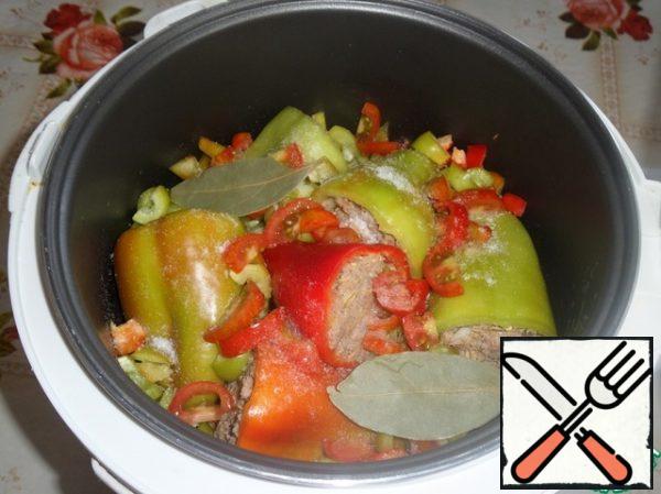 Add bay leaf, salt and water.
