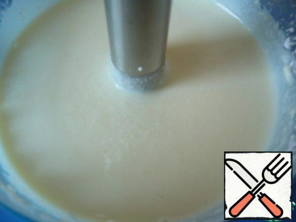 Whisk all the ingredients with a blender.
