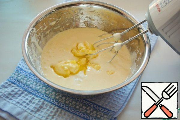 Add sour cream and softened butter and whisk again into a homogeneous mass.
