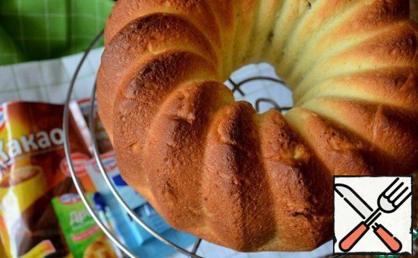 Bake at 180-190 degrees for 45-55 minutes,
depending on your oven. Cool the finished dish on the grill.
Sprinkle with powdered sugar before serving.
