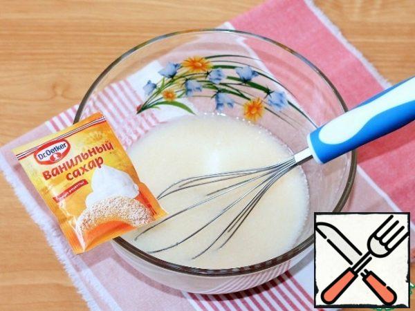 In a bowl with egg, add sponge foam, sugar (70 g), vanilla sugar (1 pack), milk (250 ml), remaining salt and vegetable oil (65 ml). Whisk with a whisk.
