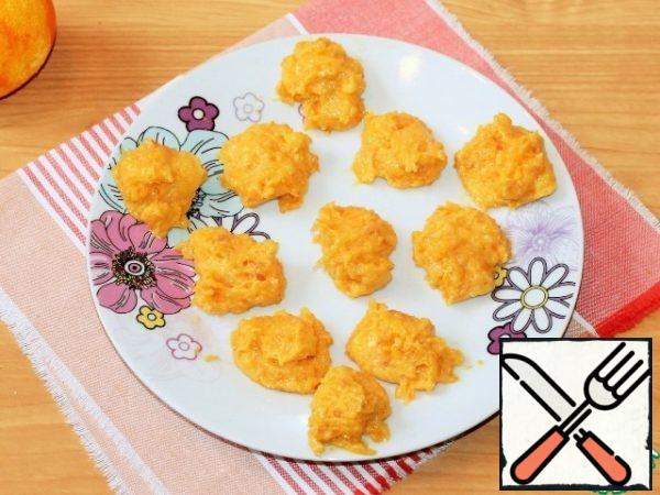 Divide the filling into 11 parts.
