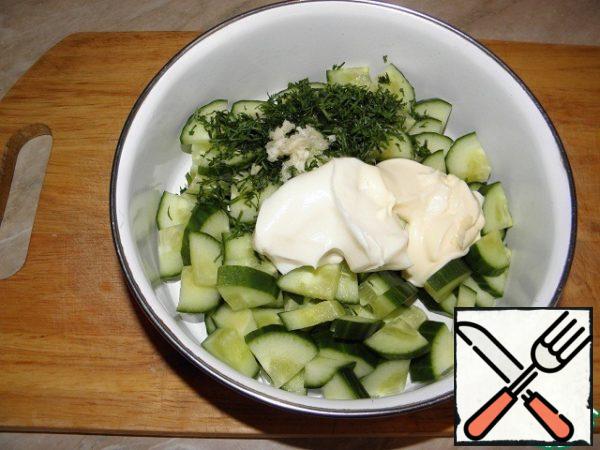 Add chopped herbs with garlic, melted cheese, mayonnaise.
