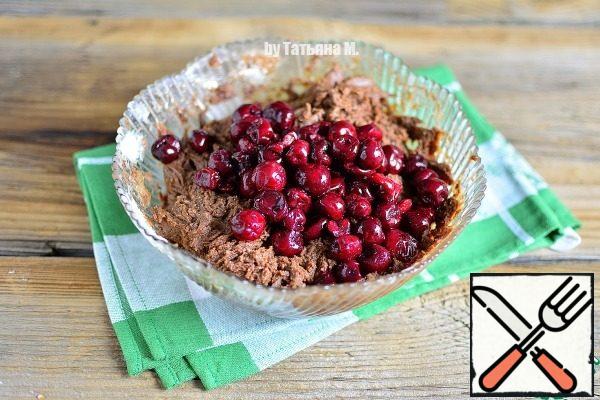 Add the fully thawed cherries. Mix it.
