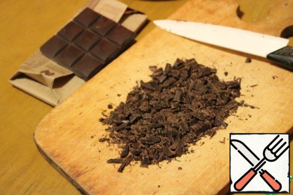 Chop the chocolate with a knife. Add to other products. To interfere.

