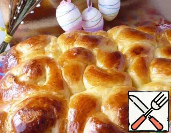 Curly Yeast Easter Buns Recipe