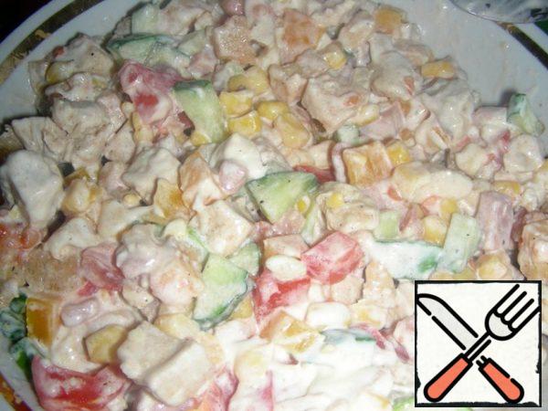 Mix everything, season with mayonnaise.
