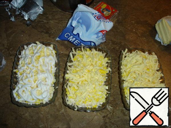 Next - a layer of grated butter.
