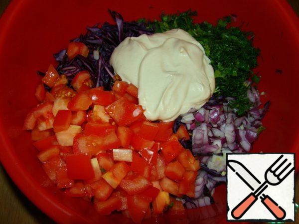Add salt to taste. Add mayonnaise. As I have already written, I have my own production.