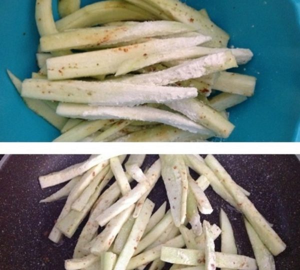 Peel the eggplant and cut into cubes.
