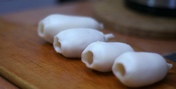Take out the squid, cool it.
