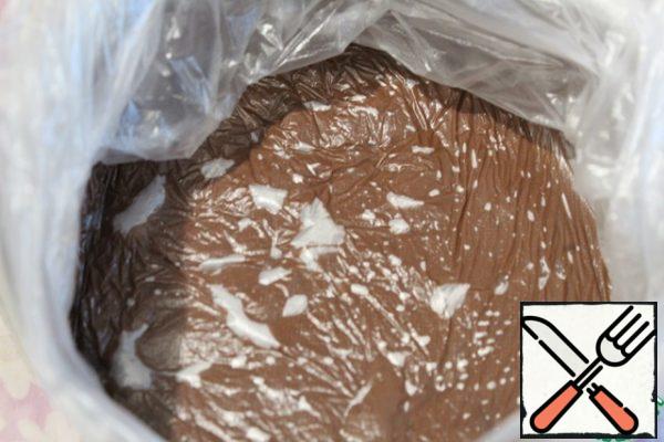 Cover the pudding tightly with clingfilm and cool.
