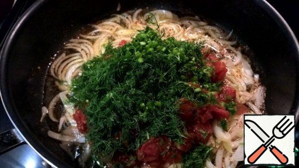 Add tomatoes and dill. Continue to simmer in tomato juice for another 5 minutes.
