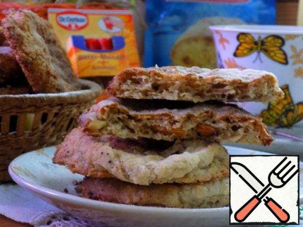 If desired, the cookies can be sprinkled with powdered sugar on top. Crispy fragrant cookies are perfect for a cup of tea or coffee.