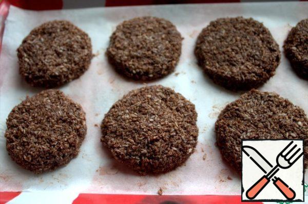 Form a round cookie with your hands.
