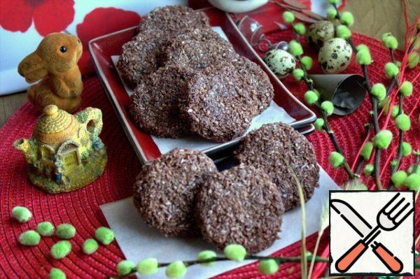 Keep cookies in the refrigerator for half an hour or more. For speed, you can put it in the freezer for 5 minutes.