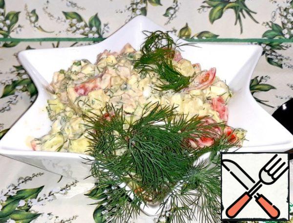 The salad turned out to be very tasty, juicy, fragrant
and satisfying.