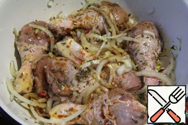Add the spice mixture, soy sauce.
