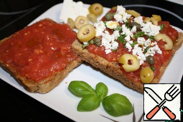 These are wonderful sandwiches of Mediterranean cuisine!
Enjoy your meal!