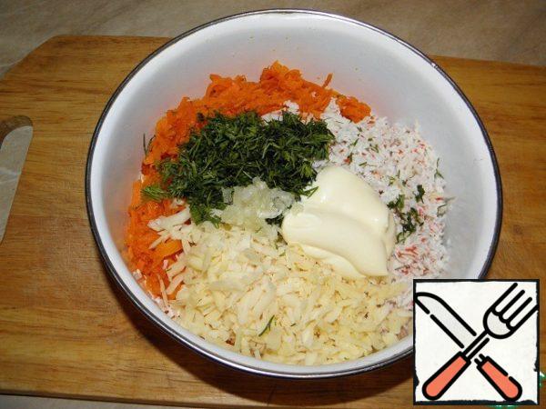 Then add the chopped garlic, dill and mayonnaise.
