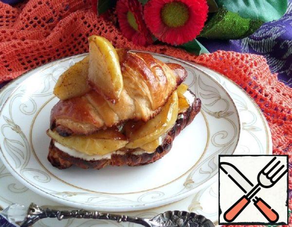Croissants with Apples Recipe