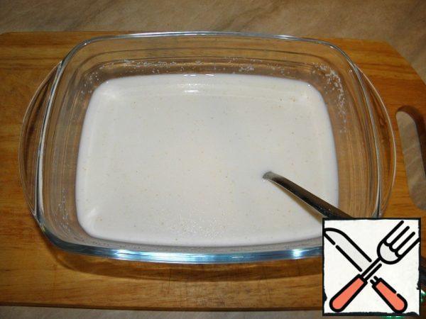 After we poured all the milk, mix well until the sugar dissolves, 5-10 minutes give 5 minutes to stand) (you can do without it, but I like it better when it slightly swells in milk)
