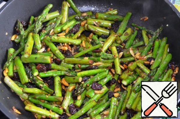 Stir and simmer all together for another 5-7 minutes. Stir occasionally so that it does not stick!