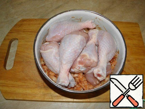 Add sliced chicken.