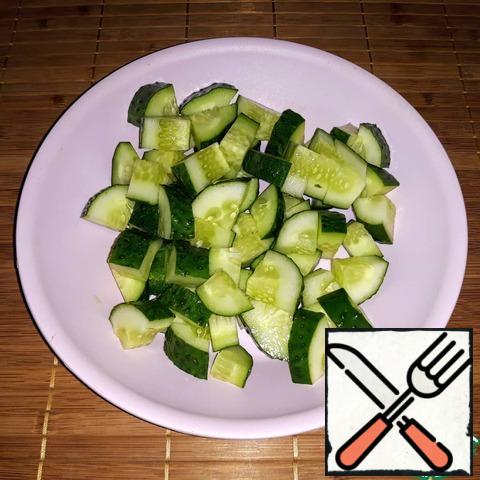 Cut the cucumbers.