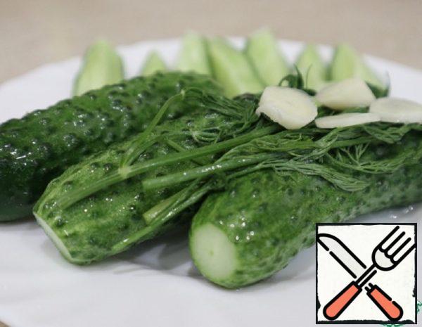 Crunchy Salted Cucumbers on the Mineral Water Recipe
