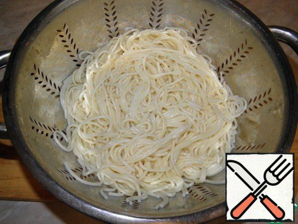 Boil the pasta in salted water as usual, let the liquid drain (if you are not sure, then rinse)
