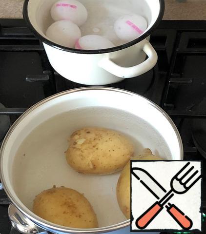 Boil potatoes and eggs in advance.