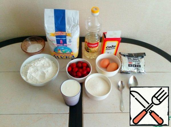 Prepare the ingredients in the required proportions.
