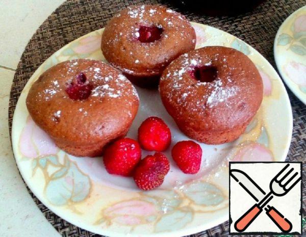 Chocolate Cupcakes with Strawberries Recipe