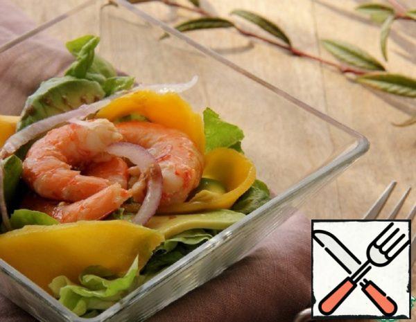 Salad with Shrimp, Avocado and Mango Recipe
