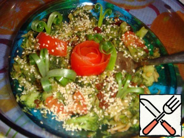 Salad with Broccoli and Sun-Dried Tomatoes Recipe