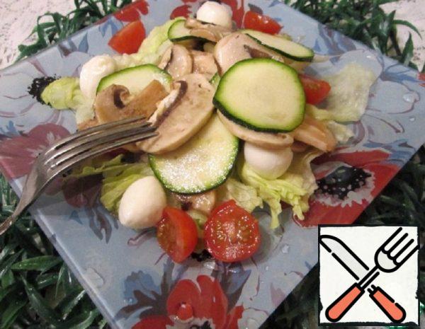 Mushroom and Zucchini Salad Recipe