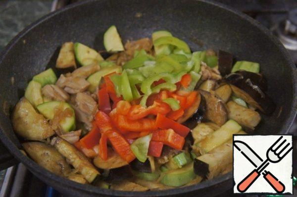 Add the bell pepper.
