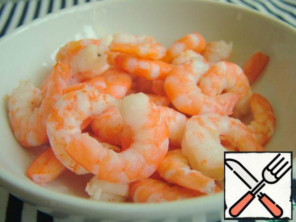 Shrimp can be taken ready.
