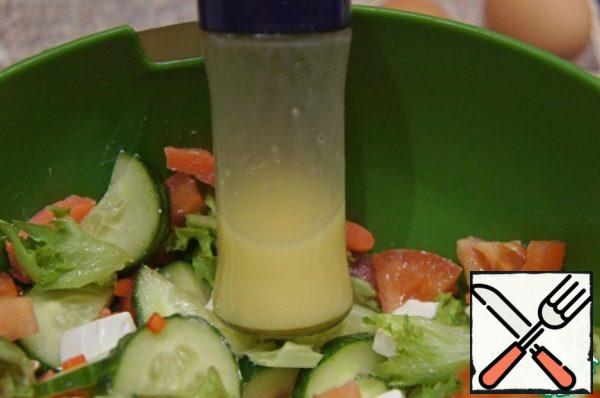 In a small jar shake the oil and juice thoroughly. It's dressing.