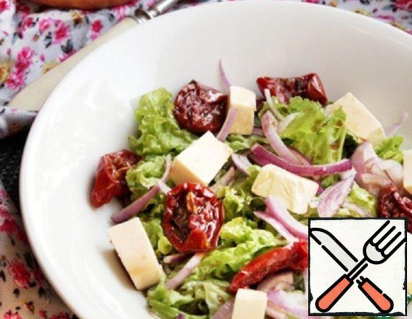 Salad with Sun-Dried Tomatoes Recipe
